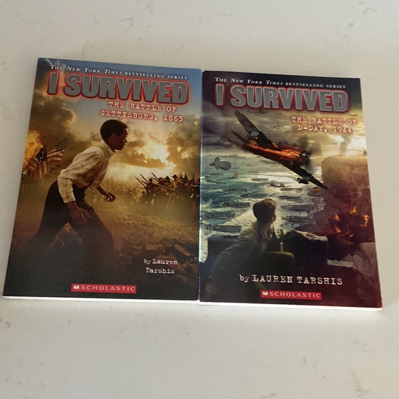 I survived 7 books Chicago Gettysburg D-Day Earthquake Nazi blizzard Grizzlies - Picture 6 of 13